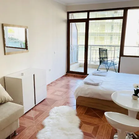 Apartment In Sun Waves Burgas City