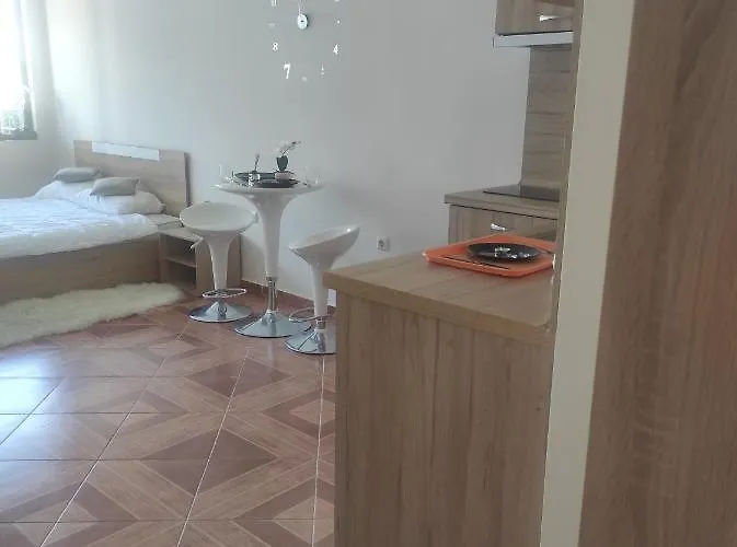 Apartman In Sun Waves *