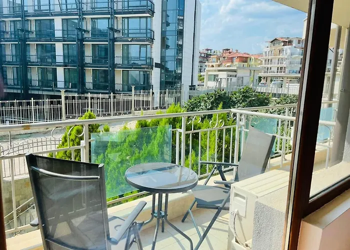 In Sun Waves Апартаменты *